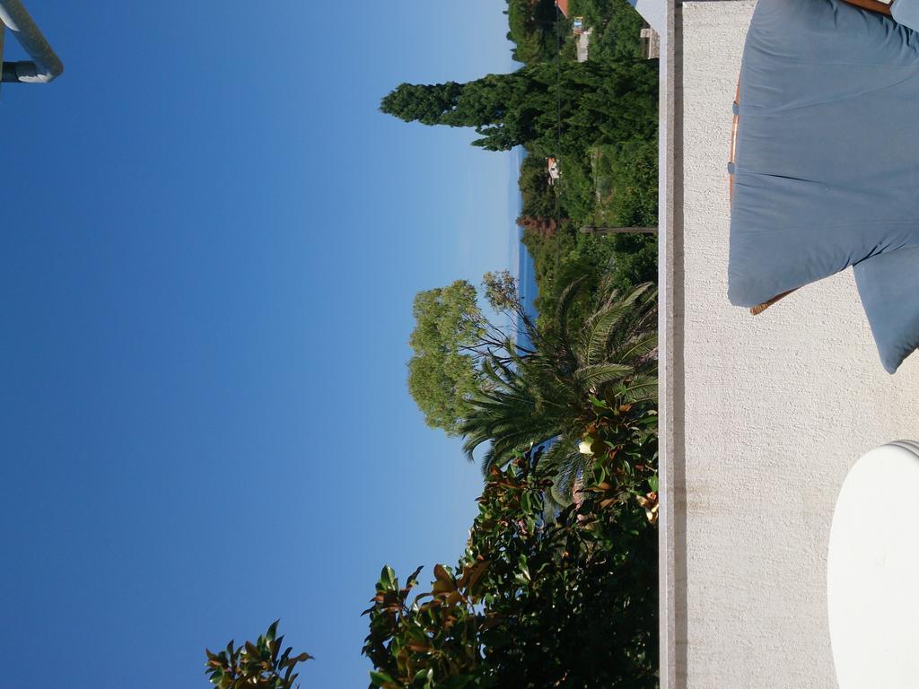 Apartment Pinoapplosinj Veli Lošinj Exterior foto